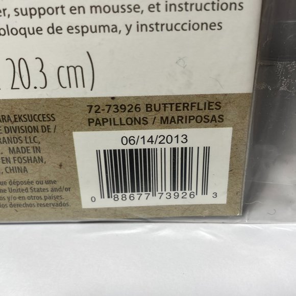 Dimensions Needle Felting Craft Felt Kit Butterfly 10" x 8" Printed Design Piece - Picture 7 of 13